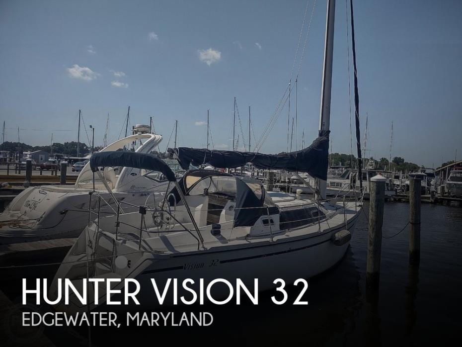 1989 Hunter 32 Vision