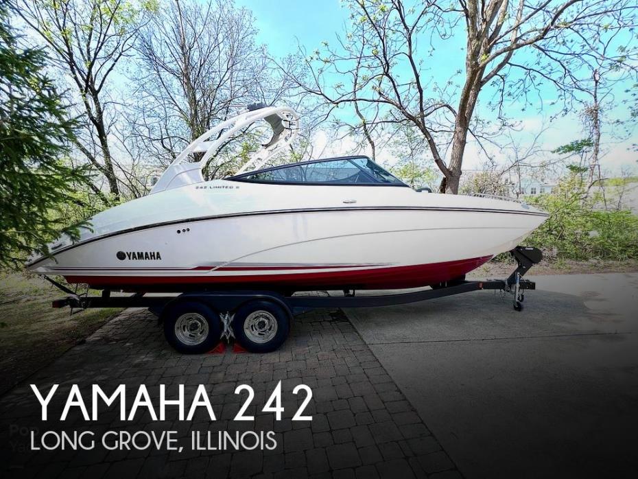 2019 Yamaha 242 Limited S