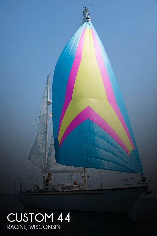 2005 Custom 44