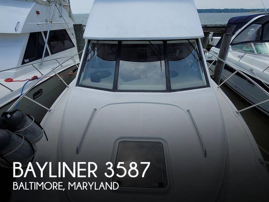 1997 Bayliner 3587