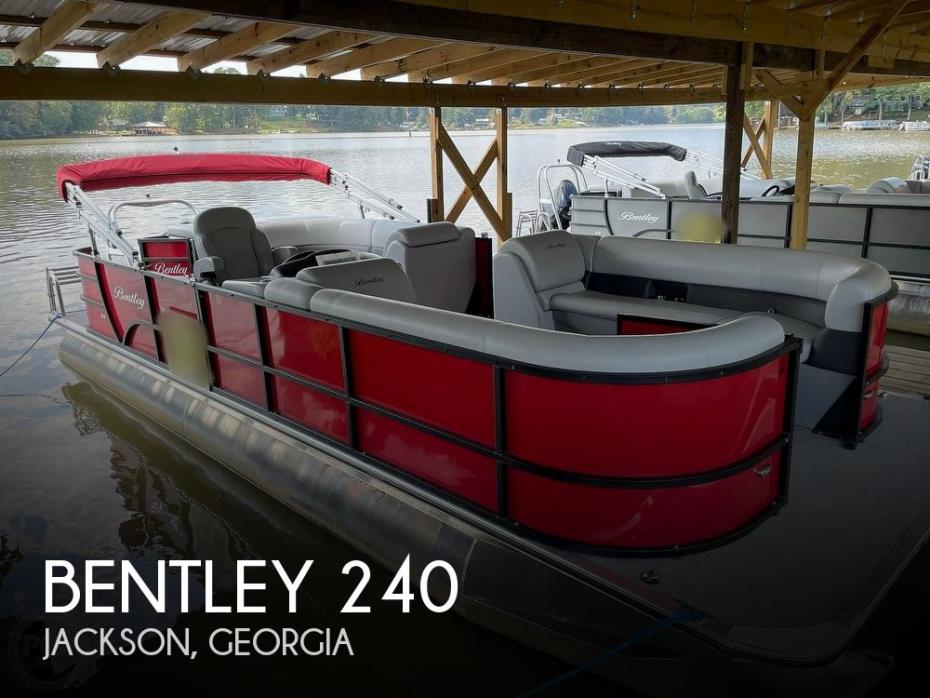 2022 Bentley 240 Cruise RE