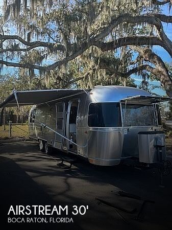 2016 Airstream Airstream FLYING CLOUD 30 RB
