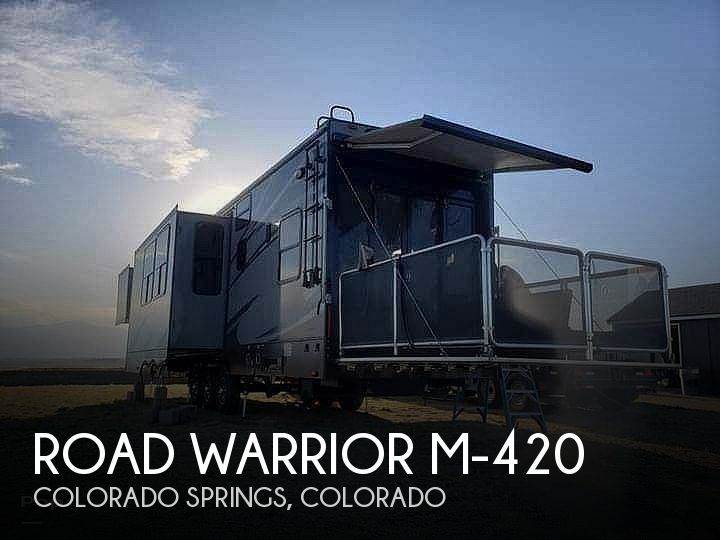 2016 Heartland Road Warrior RW420
