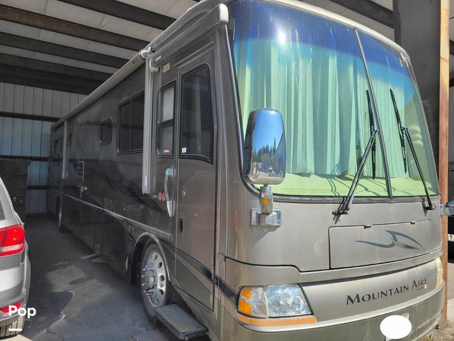 2005 Newmar Mountain Aire 4030