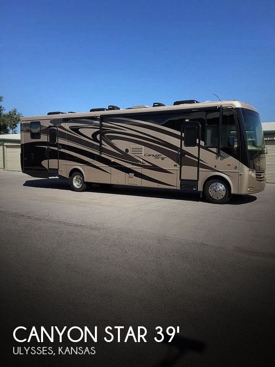 2012 Newmar Canyon Star 3920 Toy Hauler