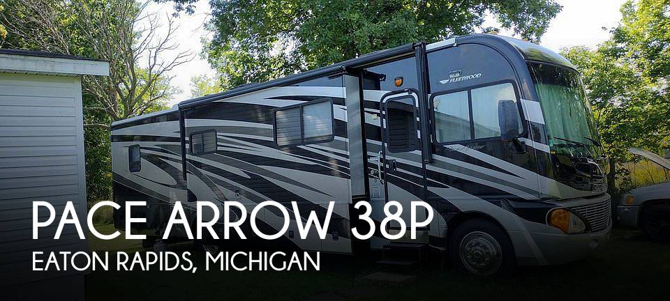 2009 Fleetwood Pace Arrow 38P