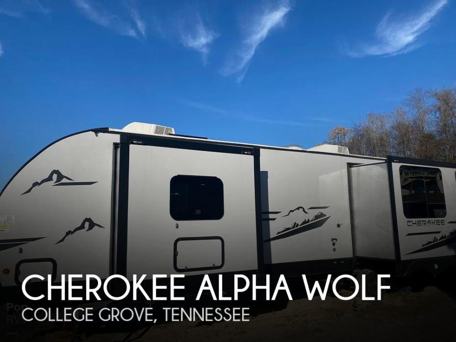 2022 Forest River Cherokee alpha wolf