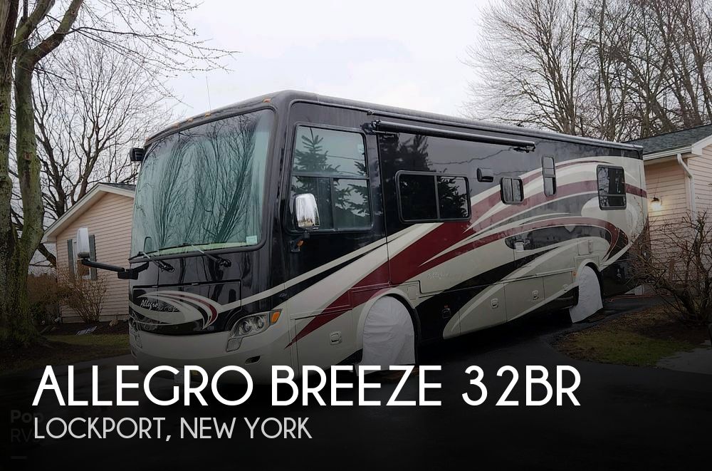 2013 Tiffin Allegro Breeze 32BR