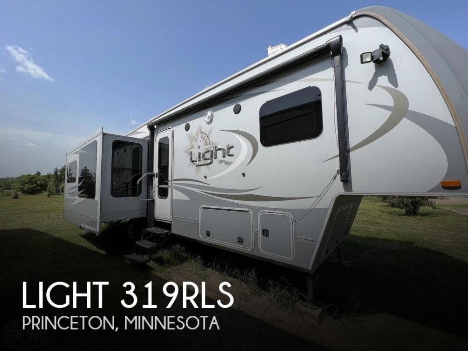 2016 Highland Ridge Light 319RLS