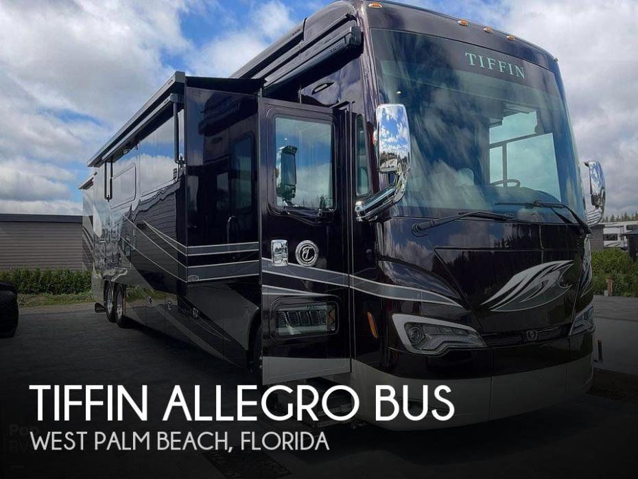 2019 Tiffin Allegro Bus