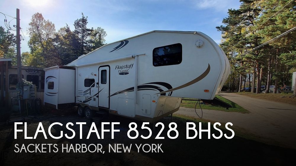 2012 Forest River Flagstaff 8528 BHSS