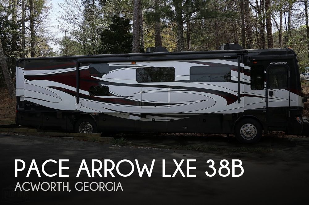 2016 Fleetwood Pace Arrow LXE 38B