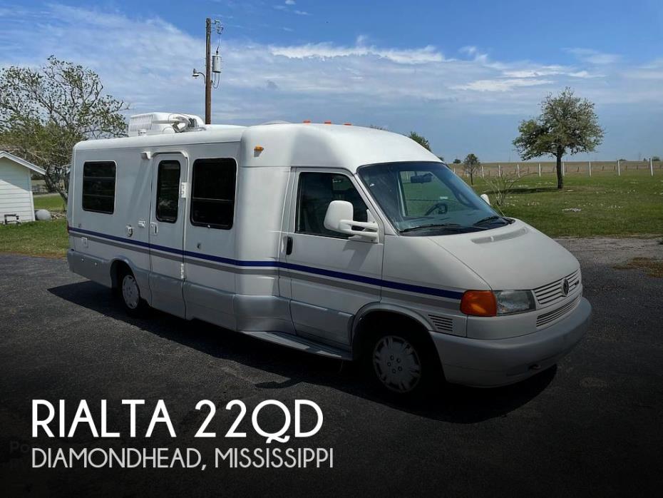 1999 Winnebago Rialta 22QD