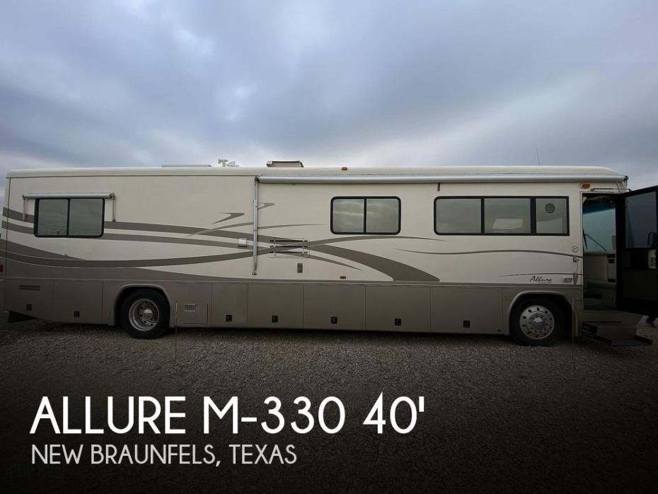 2000 Country Coach Allure M-330 40'