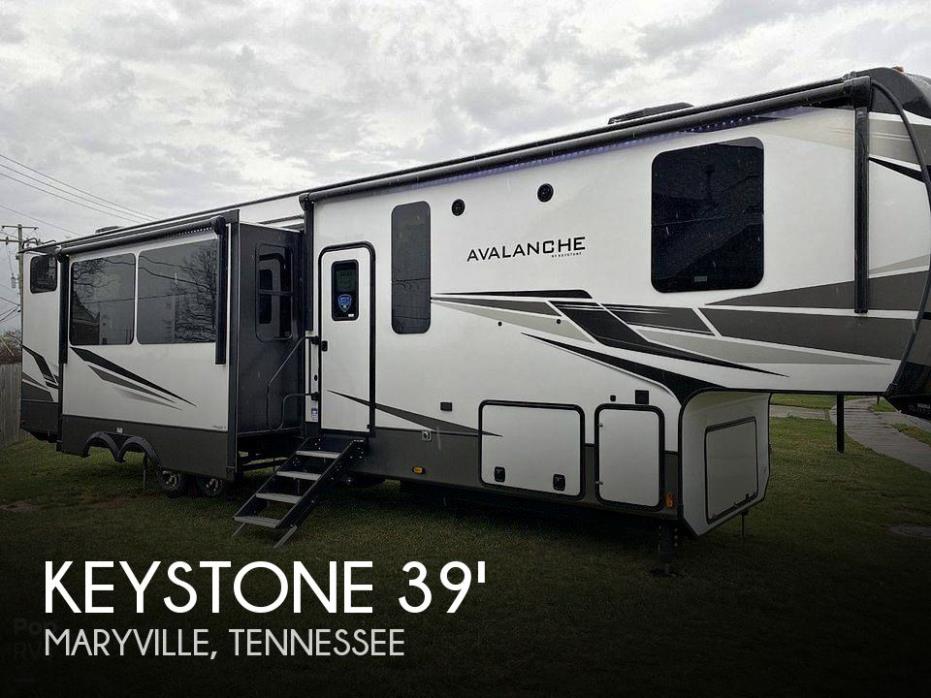 2021 Keystone Avalanche 390DS