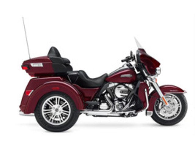2015 Harley-Davidson TRI-GLIDE TRIKE FLHTCUTG