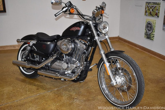 2016 Harley-Davidson SPORTSTER SEVENTY TWO XL1200V