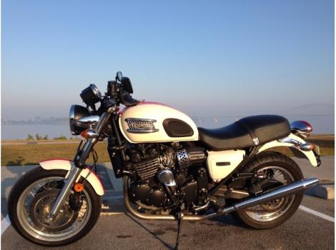 triumph thunderbird 900 for sale