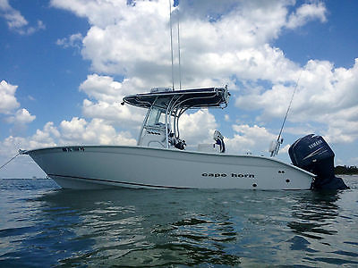 2012 Cape Horn 25' Offshore CC Twin Yamaha F150s warranty Garmin Autopilot Radar