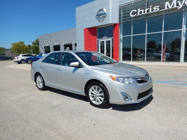 Toyota : Camry 4dr Sdn XLE 4 dr sdn xle hybrid electric 2.5 l cd front wheel drive leather seats am fm stereo