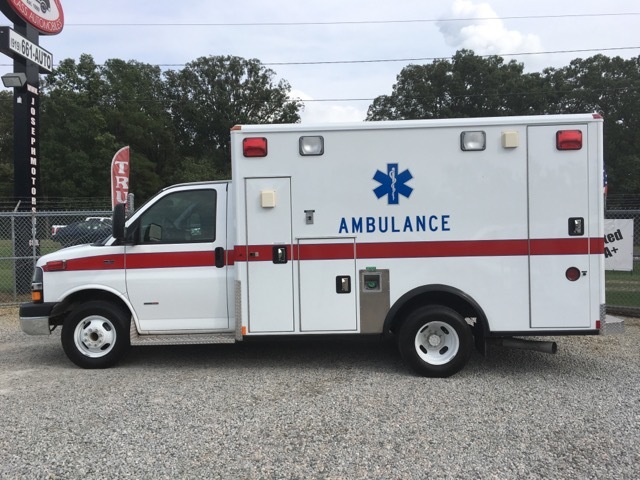 2008 Chevrolet Express Cutaway  Ambulance