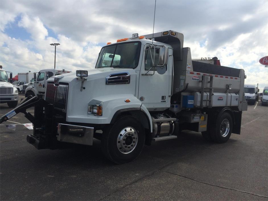 2015 Western Star 4700sb  Plow Truck - Spreader Truck