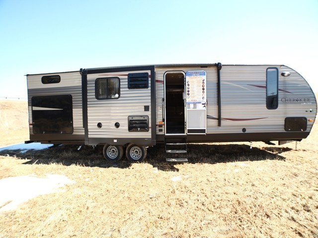 2015 Forest River CHEROKEE 304BH