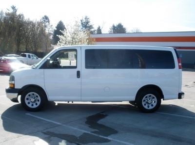 2011 Gmc Savana G1500  Passenger Van