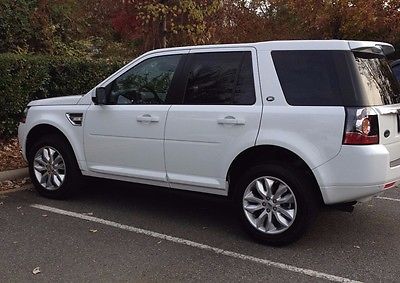 2013 Land Rover LR2 HSE 2013 Land Rover LR2 HSE White w/ Tan Leather