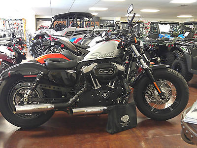 2010 Harley-Davidson Sportster  HARLEY DAVIDSON SILVER SPORTSTER XL1200X FORTY EIGHT