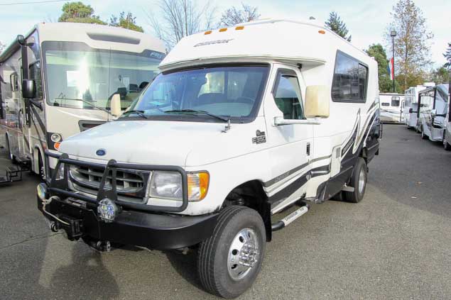 2004 Chinook Concourse 2100