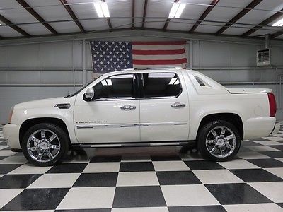 Cadillac : Escalade AWD Luxury White AWD EXT Truck 6.2L Warranty Financing Chrome 22s Leather Nav Sunroof TvDvd