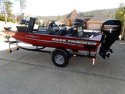 2014 Bass Tracker Pro Team 175 TXW Boat  (Only 6.3 Hours, Warranty to 3/29/2019)