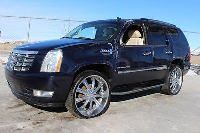 Cadillac : Escalade AWD 2007 cadillac escalade awd wrecked damaged project must see loaded wont last