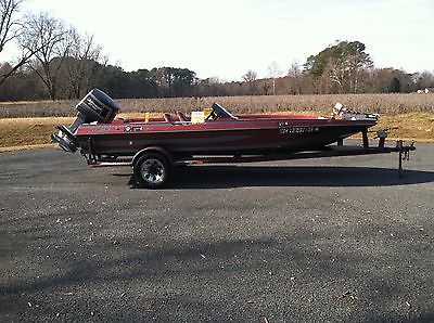 18 foot Bass Boat Procraft 1780V and Procraft Trailer with 150HP motor