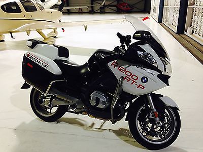 police bmw motorcycles bike r1200rt touring immaculate demo miles super series