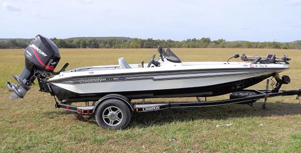 Sold: Champion 187 DC Boat in Iowa, LA, 303742