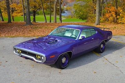 1971 Plymouth Road Runner  1971 Plymouth Roadrunner 440-6 4-spd 1 of 137 6BBL Six Pack Super Track Pack NR!
