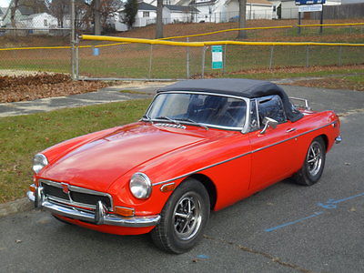 1973 MG MGB  1973 LOW MILE MGB CONV.  NEW PARTS, NEW PAINT,ROOF AND INTERIOR!
