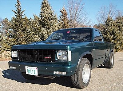 1985 Chevrolet S-10 Shaved doors and tailgate, remote locks Pro Street, hot rod, S-10 pickup truck, custom built, chopped top, 454 power