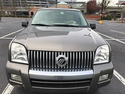 2006 Mercury Mountaineer Premier 2006 Mercury Mountaineer - Great Condition and Low Mileage!