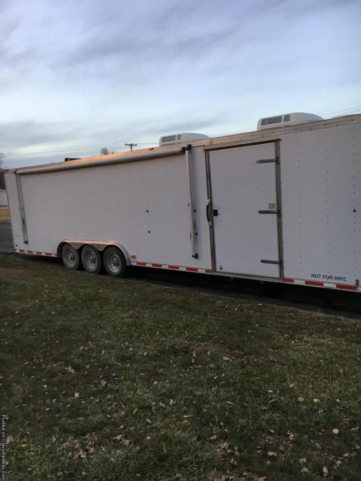 96 PAMR 40' Pace Shadow Limited enclosed car trailer