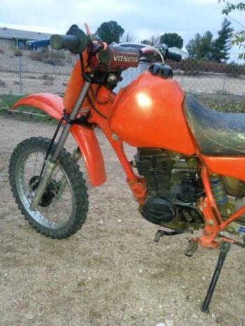 1985 XR80 HONDA RED $380 LOW PRICED TO SELL