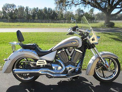 Victory : Kingpin® 2011 victory king pin 2 into 1 exhaust detach w s 2 tone paint clean