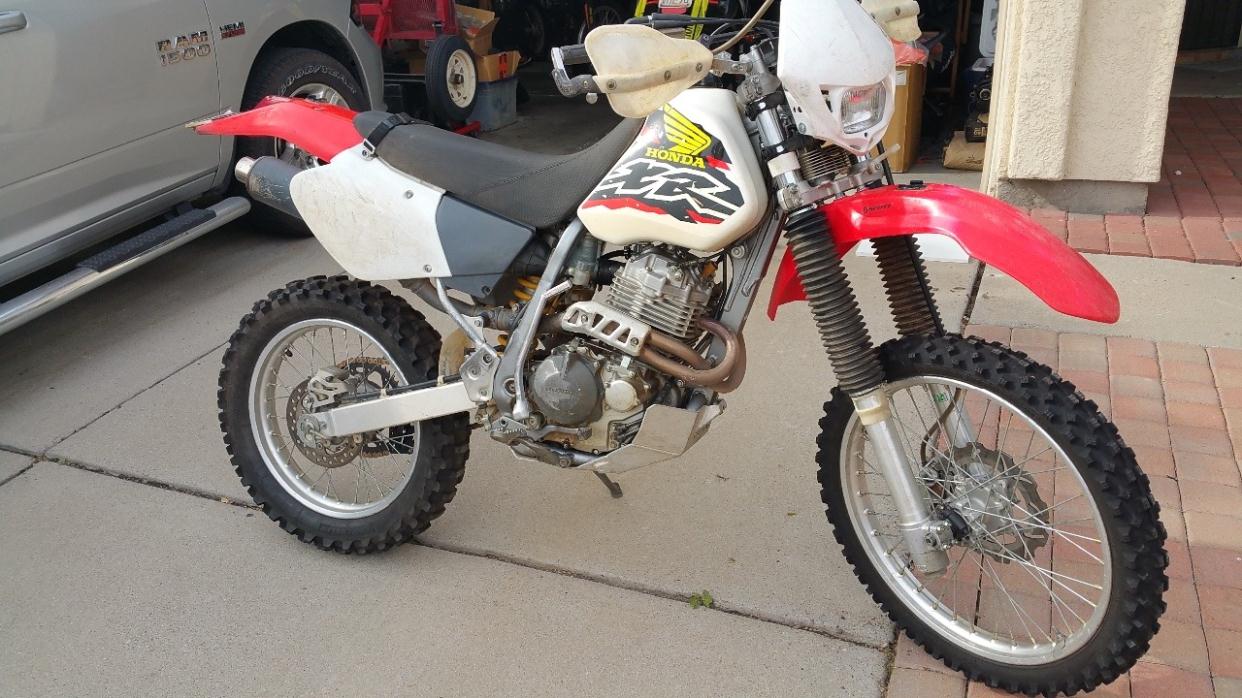 1998 Honda XR 400 R Many Extras, Well for sale on 2040-motos