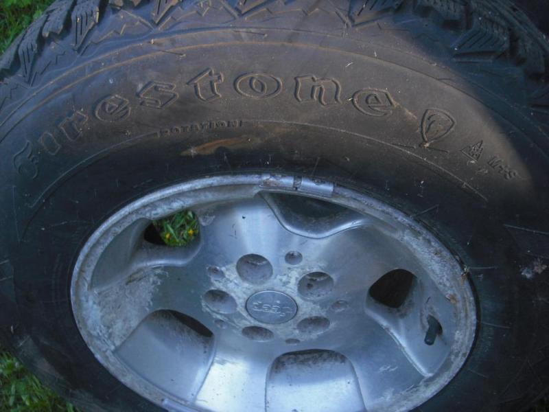 Firestone Winterforce Studded Snow Tires & Rims 235/75R15