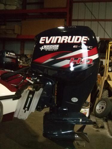 2010 Evinrude 250 HO Engine and Engine Accessories