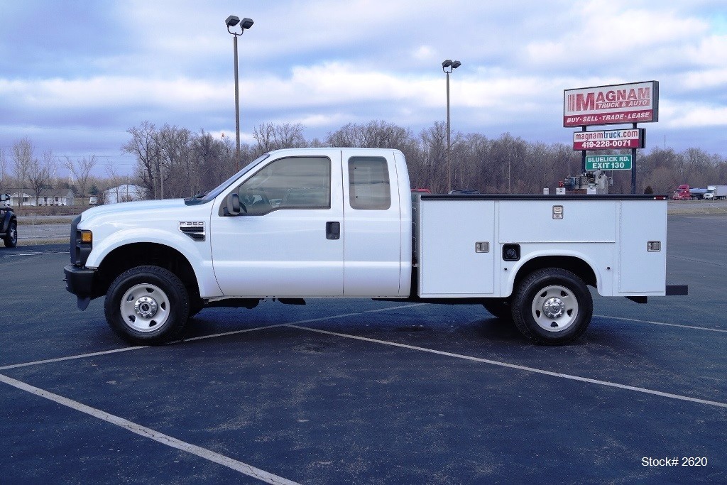2008 Ford Utility Truck