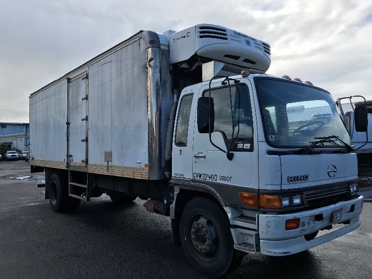 2001 Hino Sg33  Refrigerated Truck