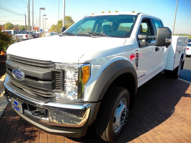 2017 Ford F-450  Contractor Truck